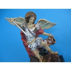 Figurka Św.Michała Archanioła-13 cm